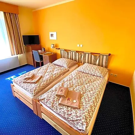 Rustikal 3*