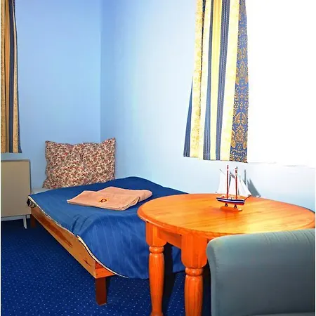 Rustikal 3*