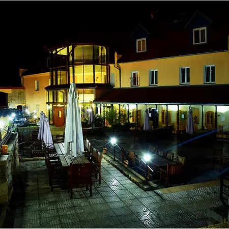 Rustikal Hotel Horní Cerekev