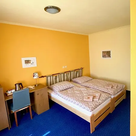 Hotel Rustikal 3*