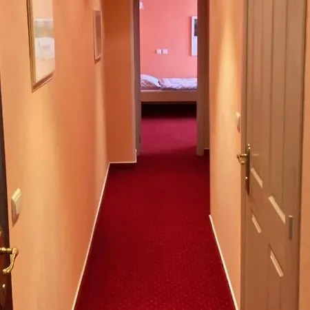 Hotel Rustikal 3*