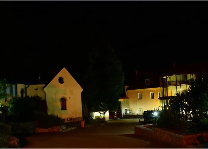 Hotel Rustikal 3*