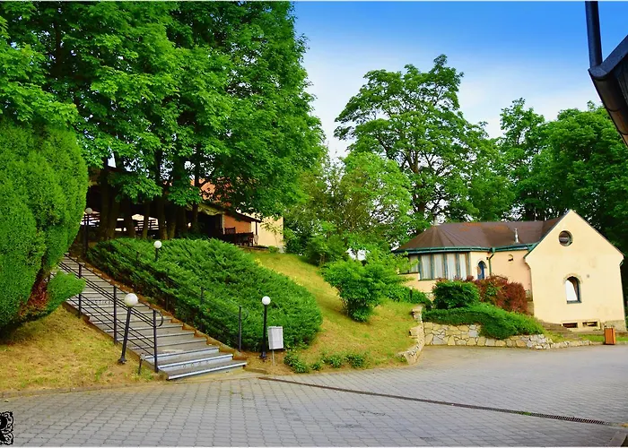 Rustikal Hotel 3*
