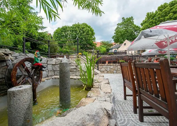 Hotel Rustikal 3*