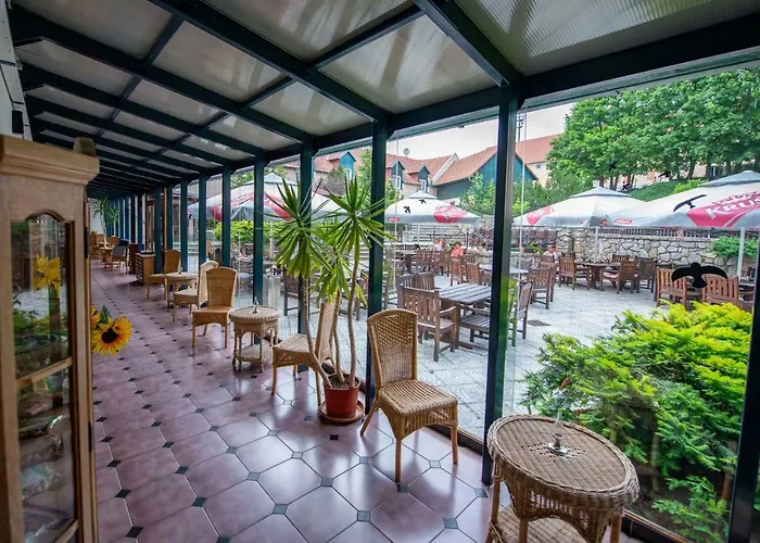 Hotel Rustikal 3*