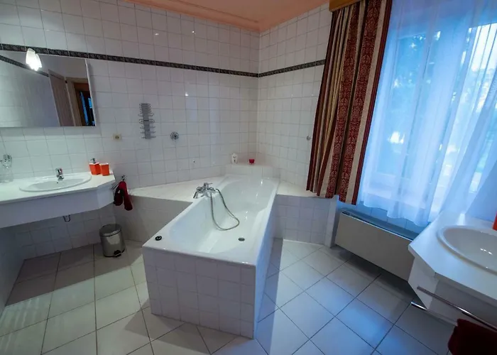 Rustikal Hotel 3*